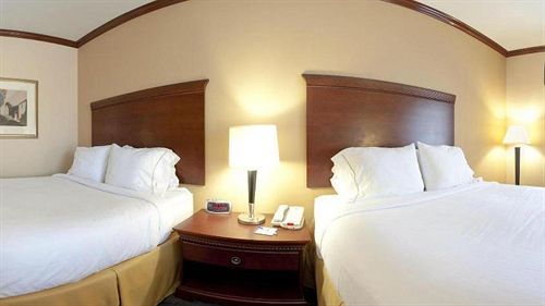 Holiday Inn Express Hotel And Suites Falfurrias Kültér fotó